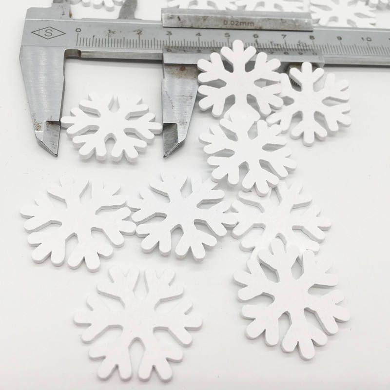 2022 Wooden Snowflake Christmas Decoration Supplies Wooden Craft Ornaments 100 Packs