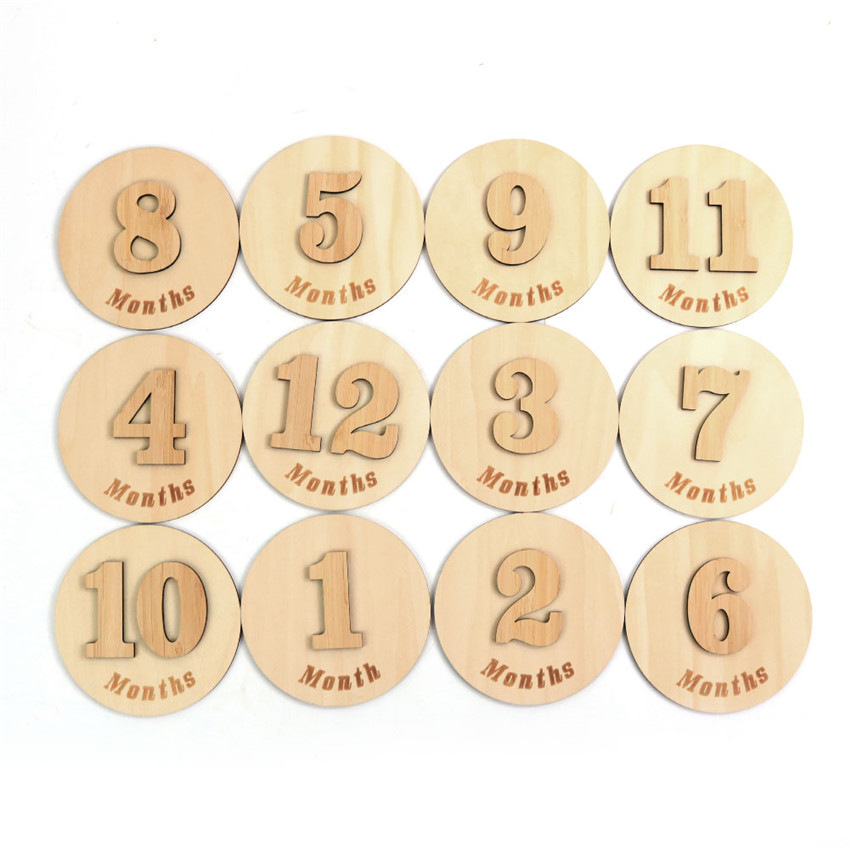 Souvenir Carving Baby Milestone Wooden Cards Round Wood Chip