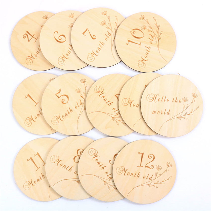 Souvenir Carving Baby Milestone Wooden Cards Round Wood Chip