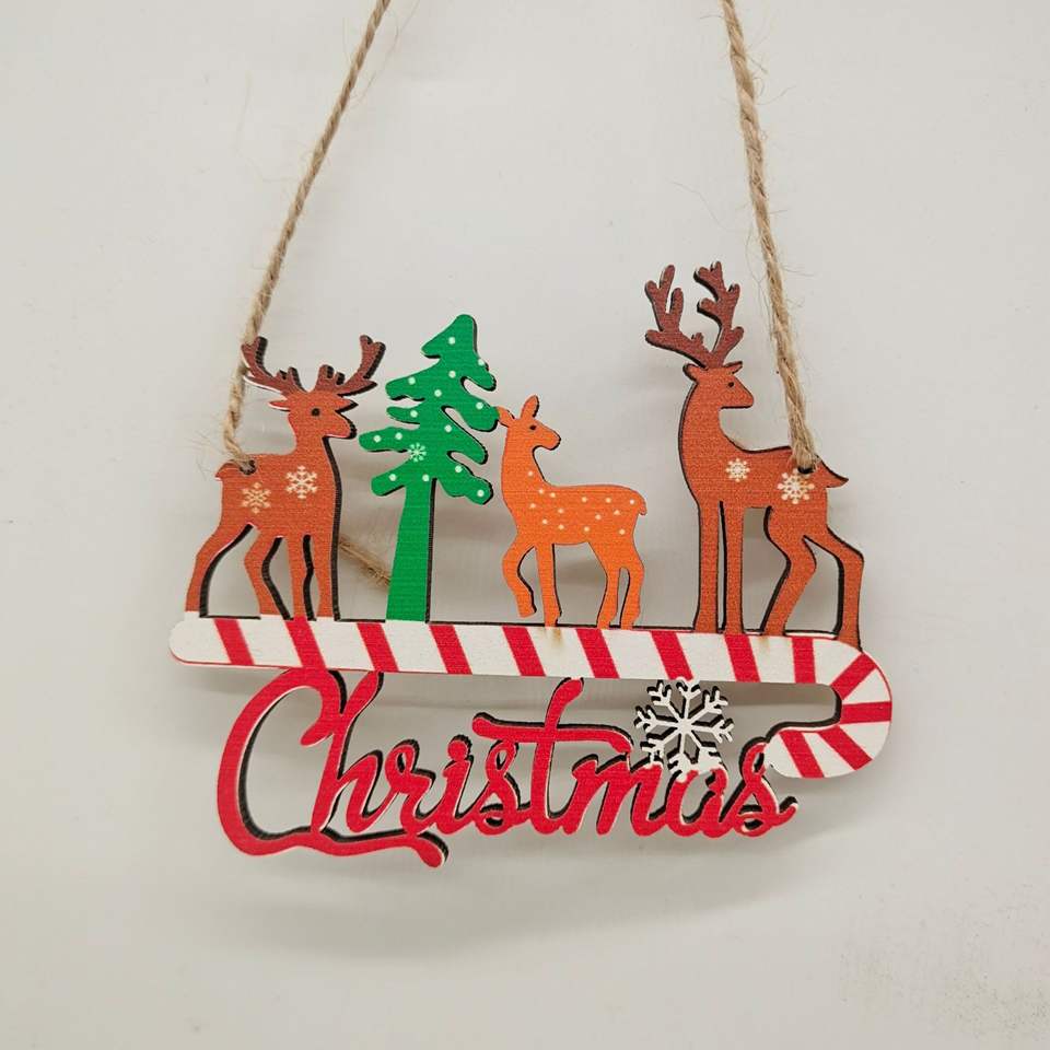 Wooden crafts Christmas wood chip pendant home decorations UV painted Christmas tree accessories